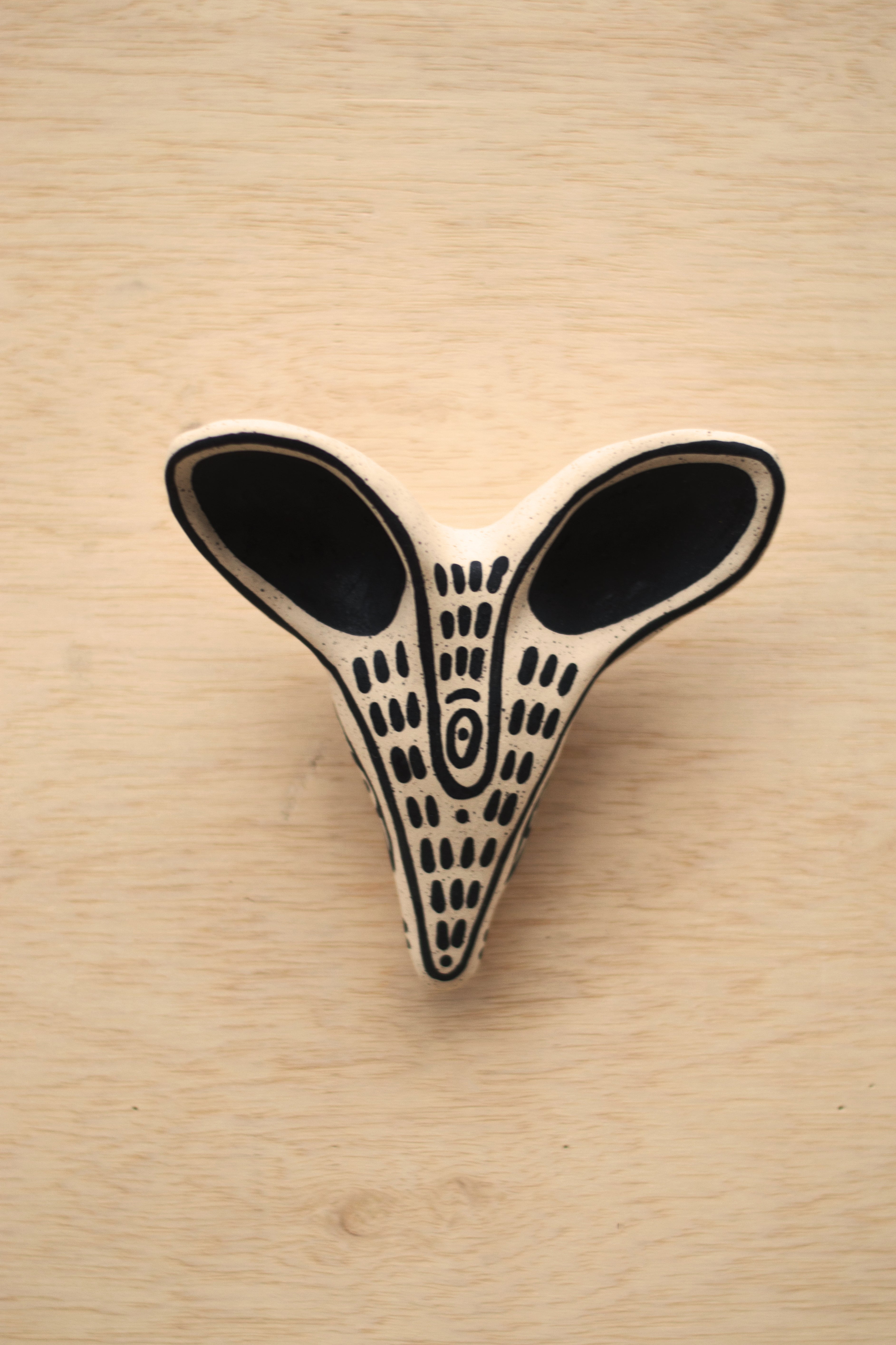Perro y Arena "Coyote Head" Medium