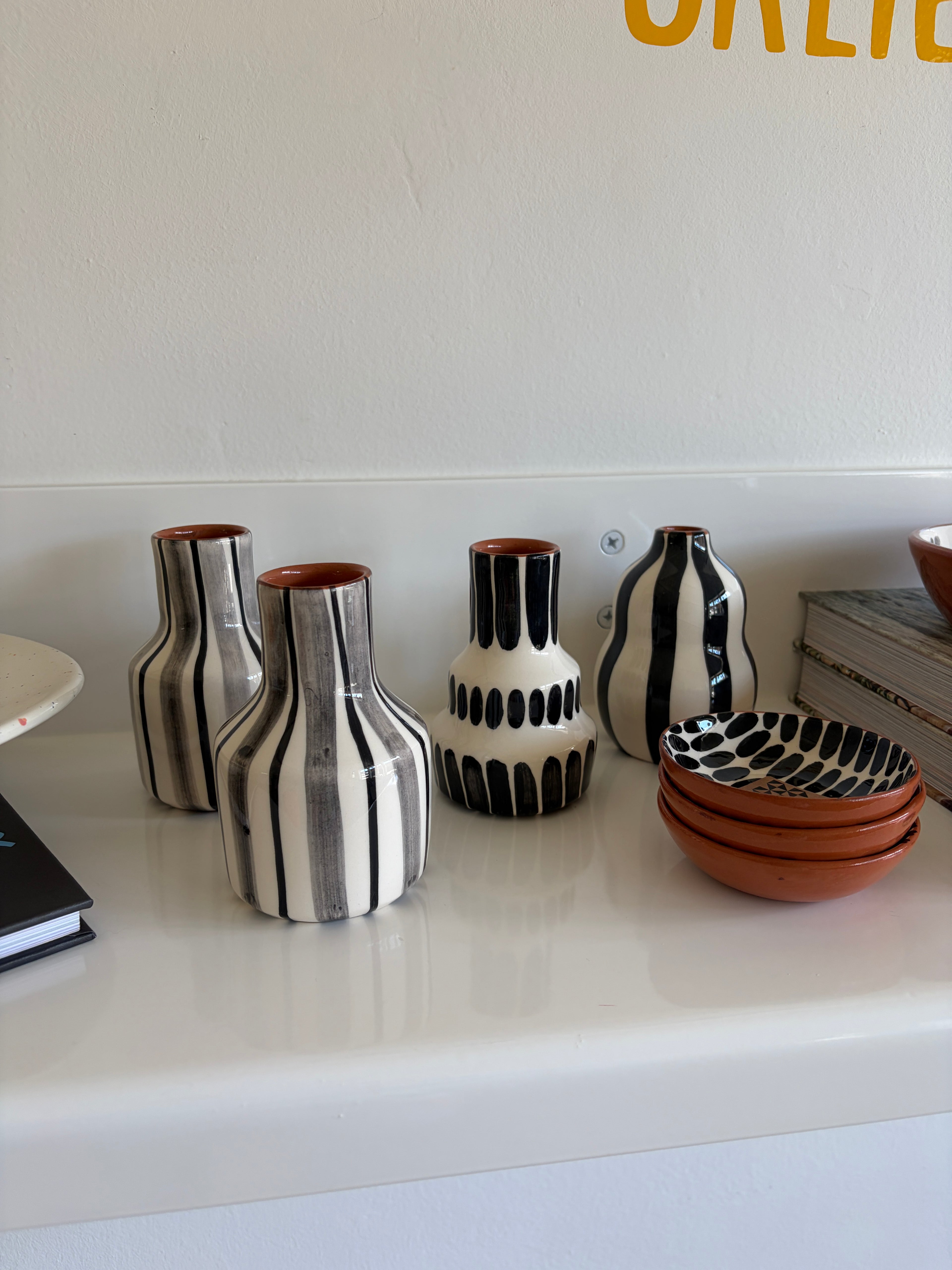 Casa Cubista Black Mini Gourd Vase