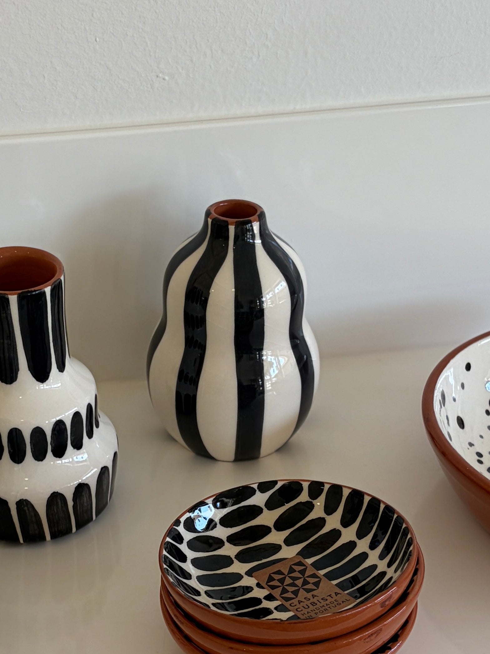 Casa Cubista Black Mini Gourd Vase