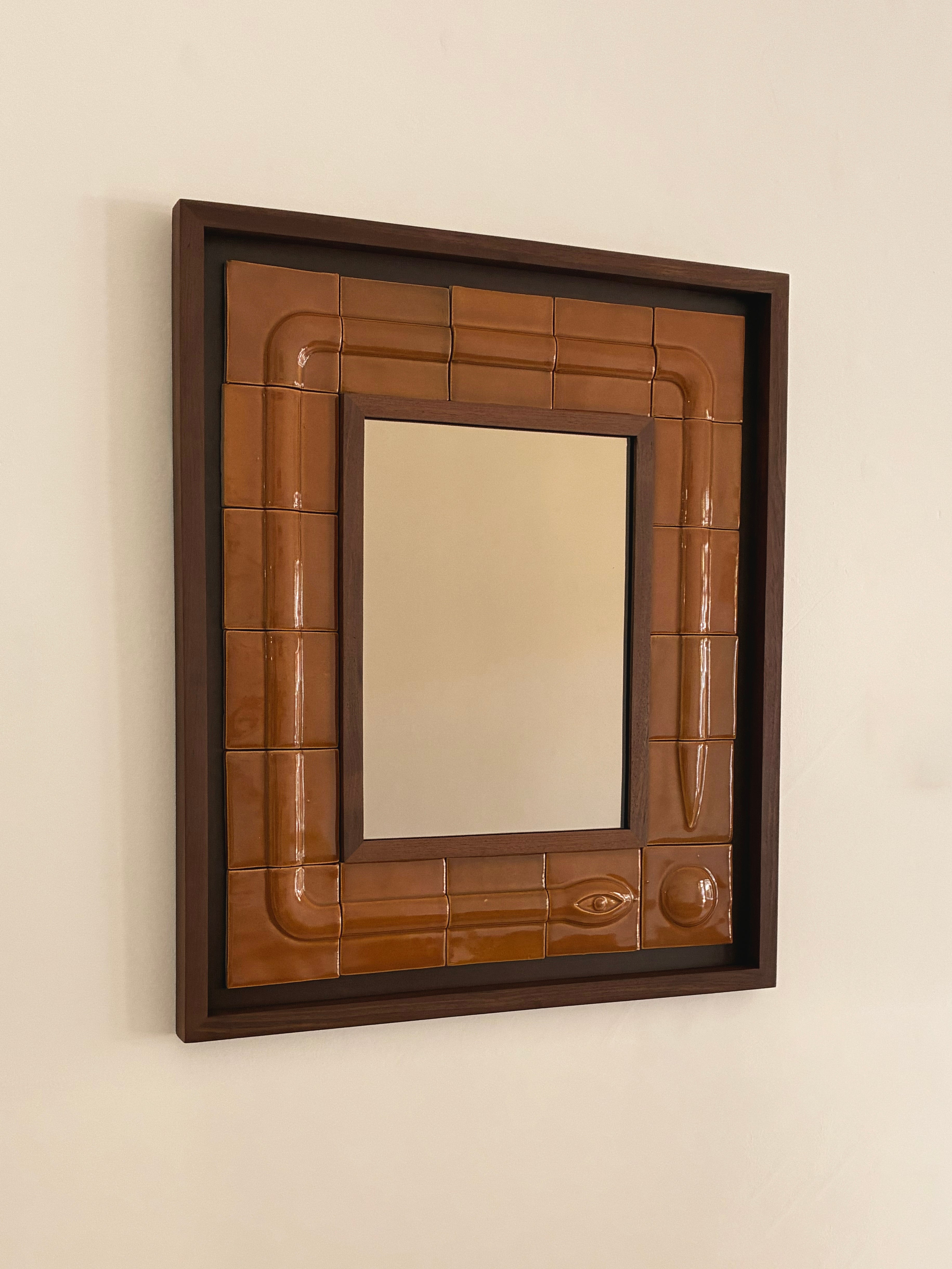 Perro y Arena "Espejo Serpientes Madarina"