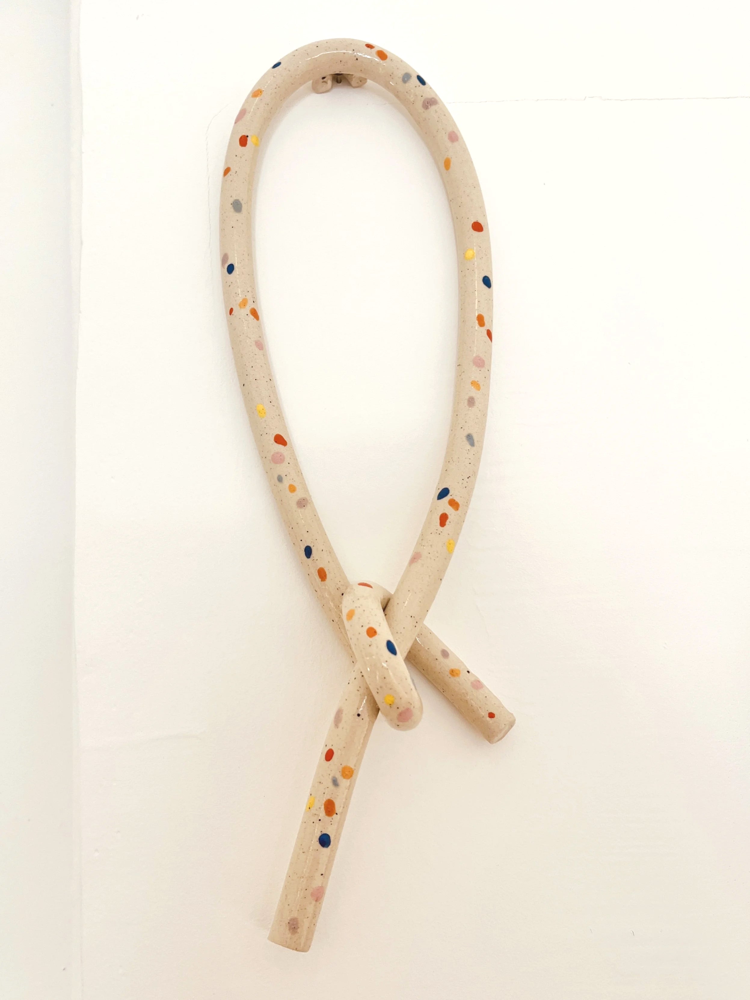 OM Ceramics Sprinkles Low Knot