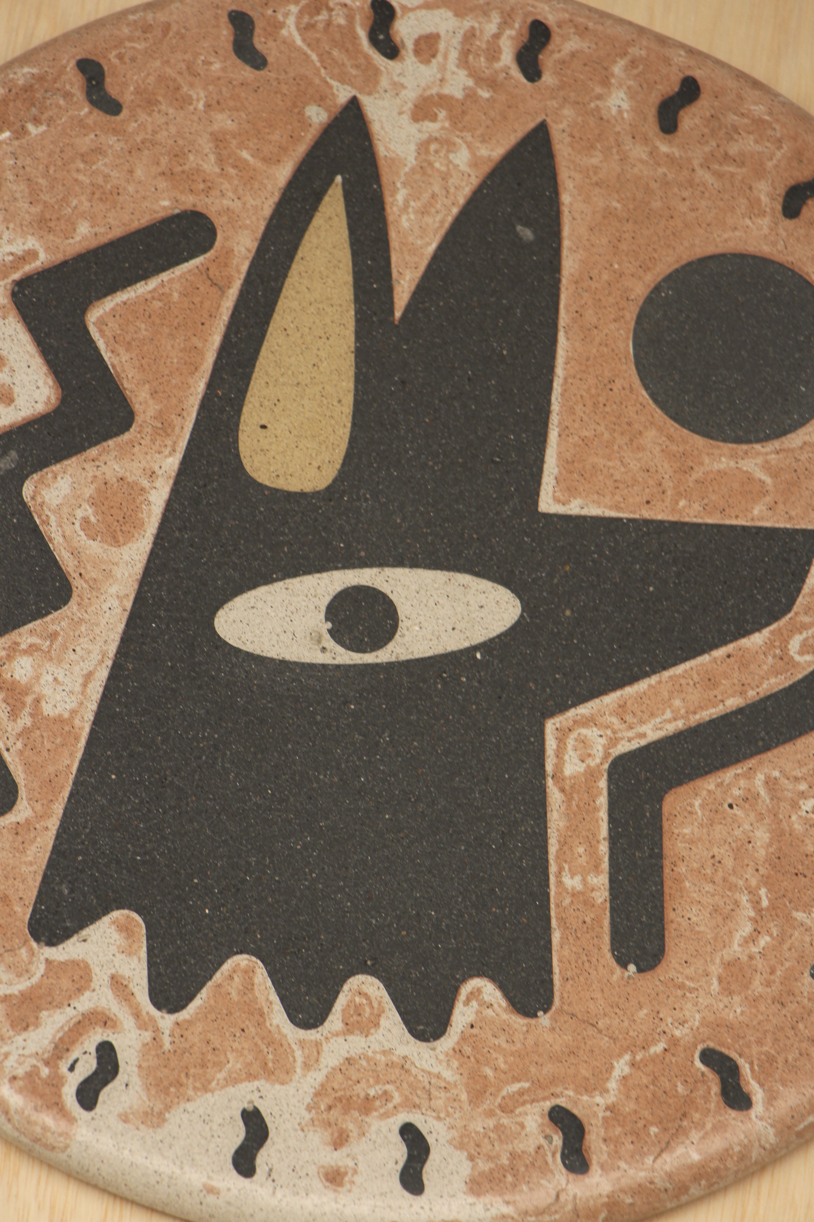 Perro y Arena "Lazy Coyote"